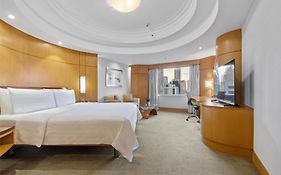 Makati Shangri-La, Manila